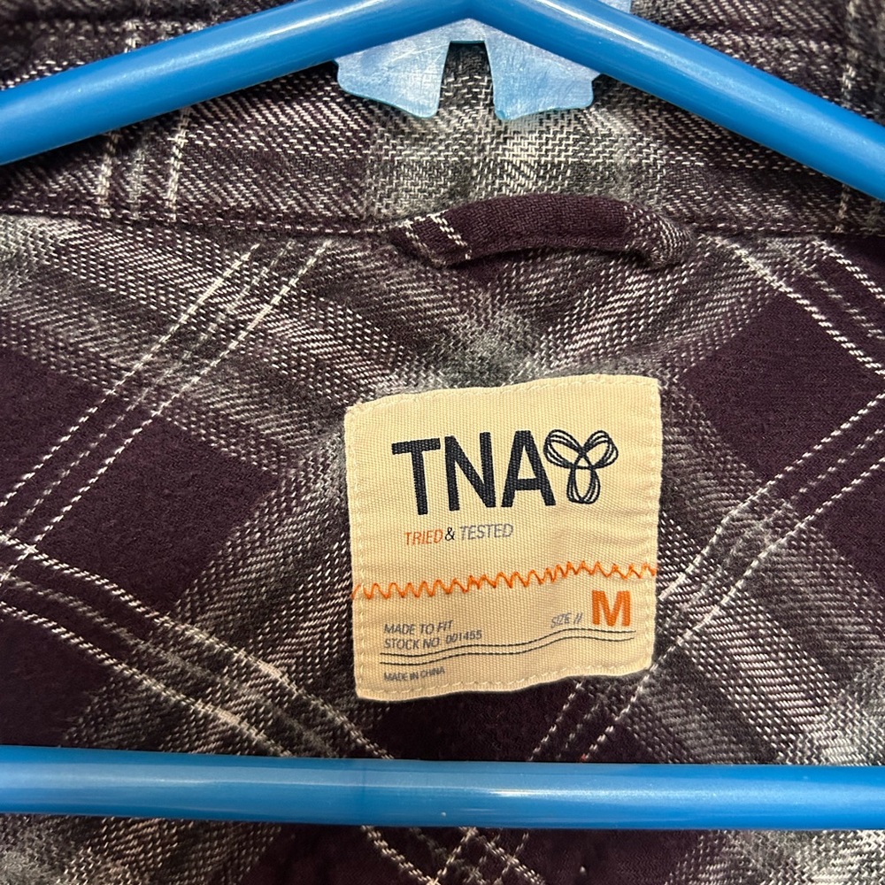 TNA boyfriend plaid oversized flannel size medium cottagecore loungewear casual - Picture 4 of 5
